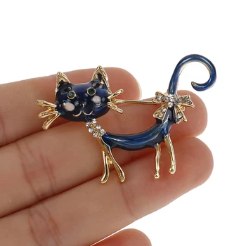 1 ADET Yaratıcı Güzel Sevimli Kişilik Mavi Kedi Broş Kızlar Kadınlar Ofis Rahat Broş Pins Takı Aksesuarları Hediyeler