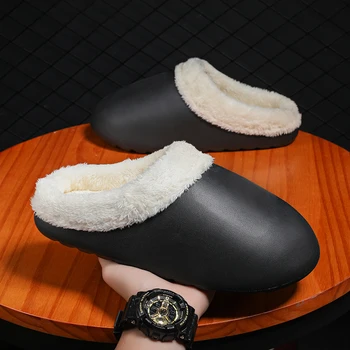 Yeni pamuklu ayakkabılar Su Geçirmez Rahat Artı Kadife Sıcak pamuk terlikler Kapalı Ev kaymaz Aşınmaya dayanıklı Terlik Erkekler için