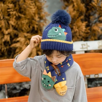 2 ADET Set Kış çocuk şapkası + Sıcak Eşarp Örme, karikatür Dinozor Kasketleri Eşarp Seti Çocuk Kız Erkek Çocuklar Aksesuarları