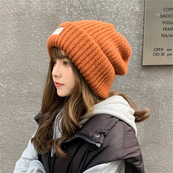 Gevşek Büyük Kafa Örme Şapka kadın Sıcak Yün Şapka Saten Açık Sonbahar ve Kış Gösterisi Küçük Yüz Kubbe Şapka Giyim Aksesuarları