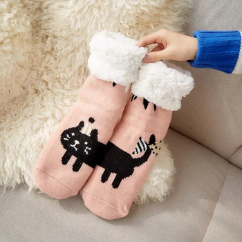 Noel Çorap Kadın Sonbahar Kış Orta Buzağı Odası Ev Uyku Terlik Ayak Çorap Polar Kalın Sıcak Kat Tüp Mutlu Çorap Karikatür