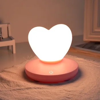 Usb şarj Led silikon başucu dekor lambası kalp şeklinde gece lambası yatak odası masaüstü süs ev karikatür uyku lambası ruh ışık